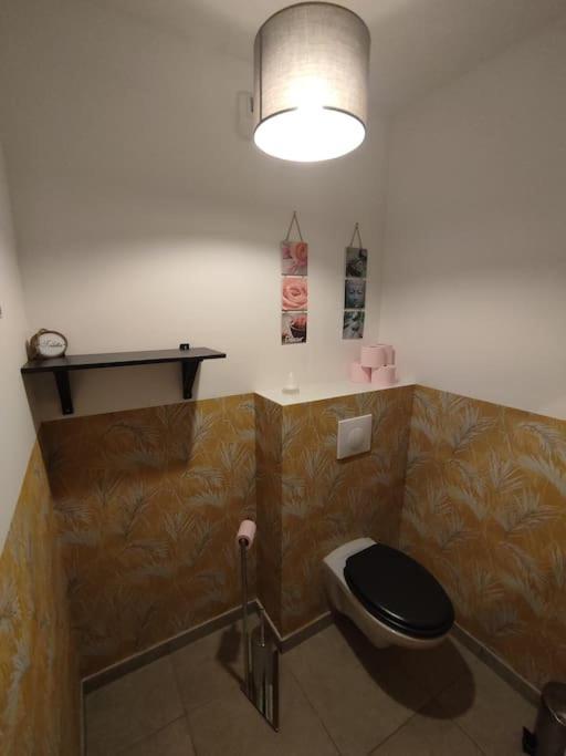 Apartment A De Buch